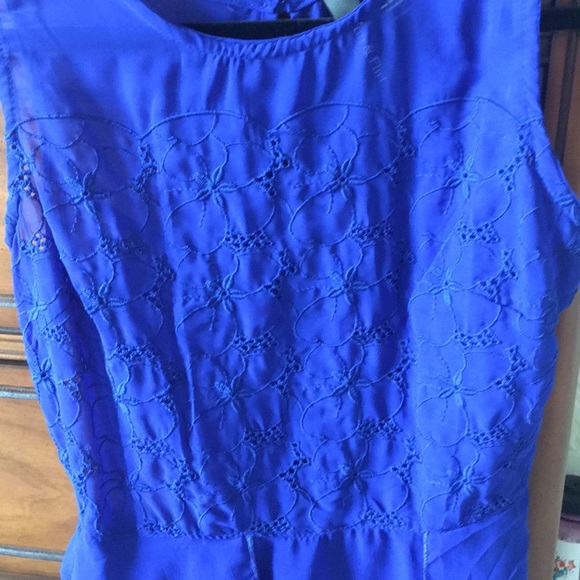 Blue size M blouse - Picture 2 of 4